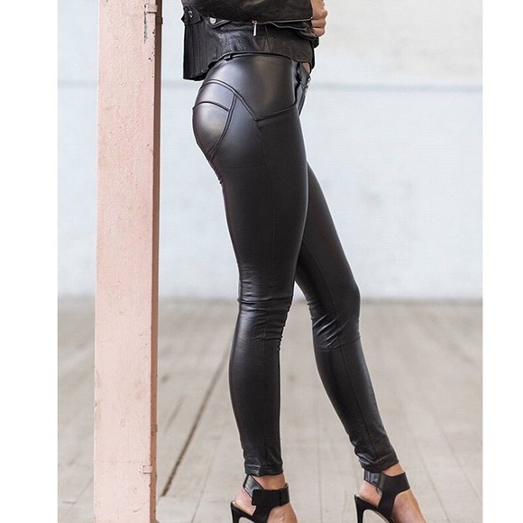 NWT Faux Leather Shaping Black Sexy Leggings - Picture 3 of 6